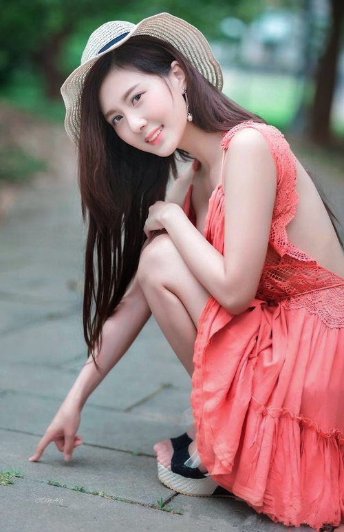 爱游戏-_全球冠军巡回：一站展现世界顶尖水平_，全球冠军演员表演